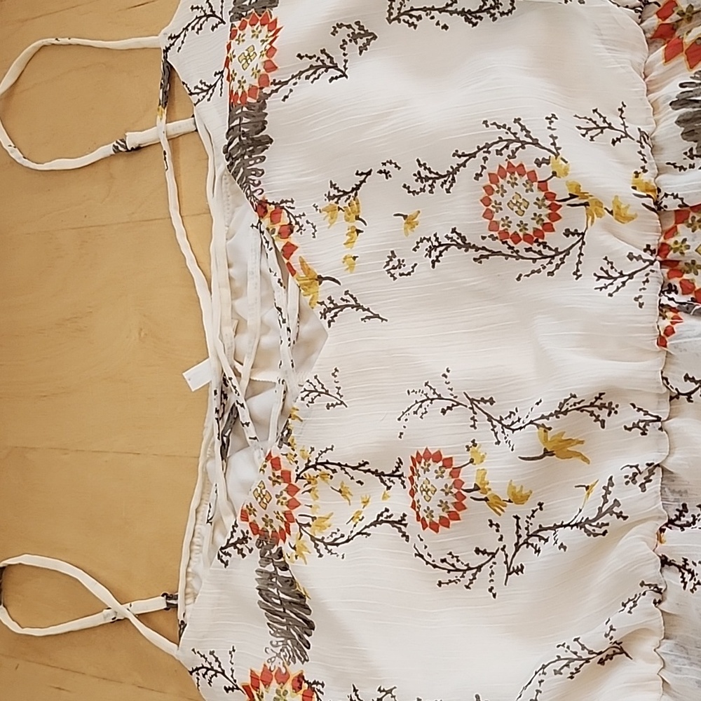 Maurices size 3 cream, orange, & yellow split front tank top